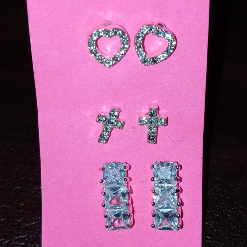 🤍 CUBIC ZIRCONIA EARRINGS🤍